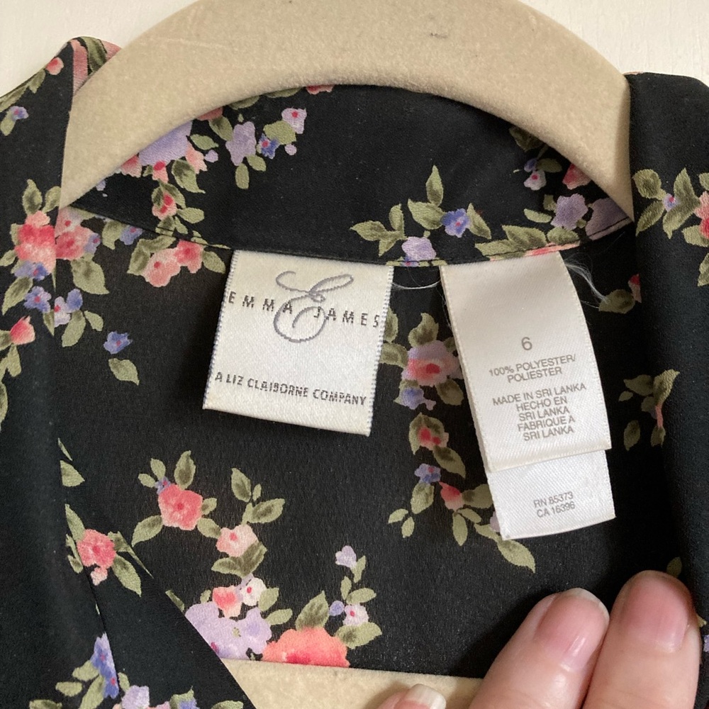 *Emma James Black Floral Button Up Semi Sheer Size 6 Short Sleeve Blouse #Gy - Picture 2 of 8